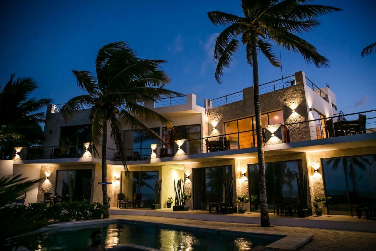 Hotel La Casa Cielo El Cuyo Exterior foto